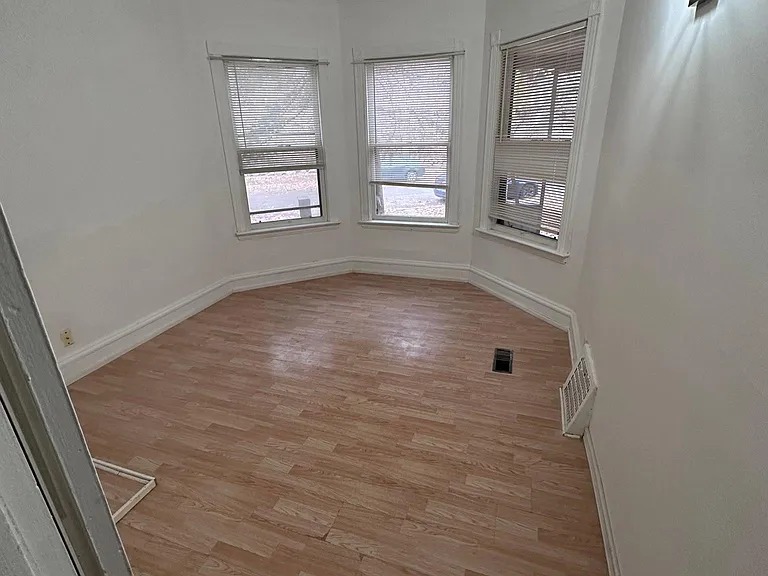 2232 Hillside Ave — Photo 7