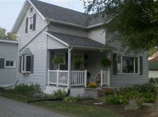452 W Walnut St, Nappanee, IN 46550