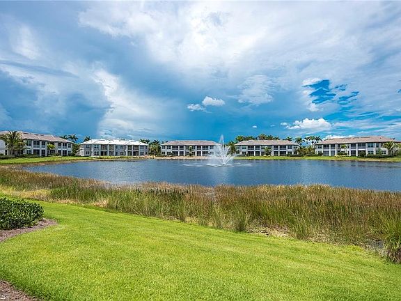 3rd image of 8034 Signature Club Cir #7-101