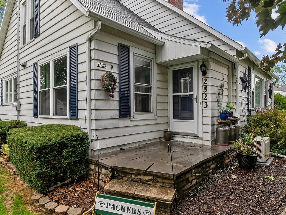 2523 Oregon St, Oshkosh, WI 54902 MLS 50280478 Zillow