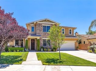 35018 Barkwood Ct, Winchester, CA 92596