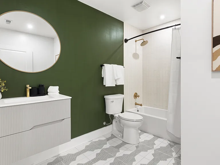 1124 Florida Ave NE #203 — Photo 8