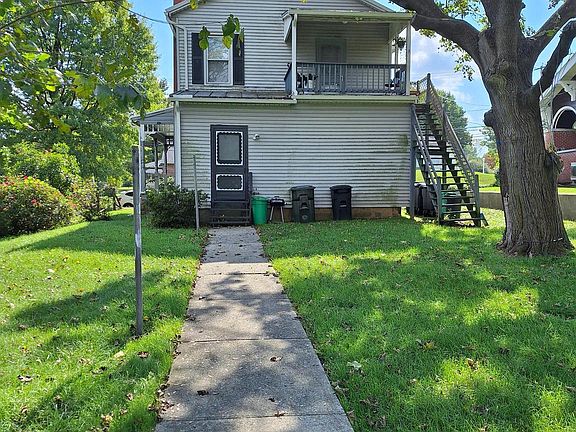 2nd image of 303 E Main Ave