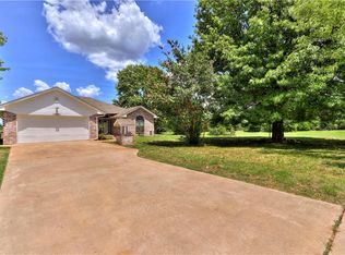 18461 E Reno Ave, Choctaw, OK 73020