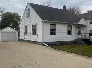 219 Cleveland St, Brillion, WI 54110