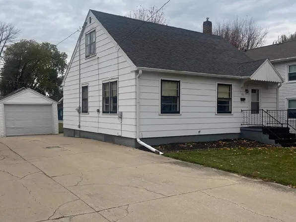 219 Cleveland St, Brillion, WI 54110