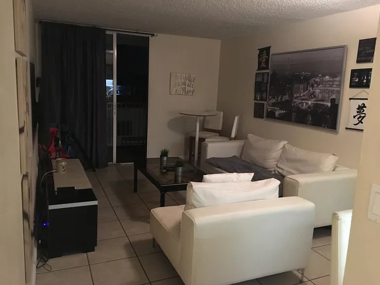 800 N Miami Ave #1406E — Photo 7
