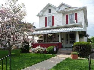 1040 Madison Ave, Huntington, WV 25704