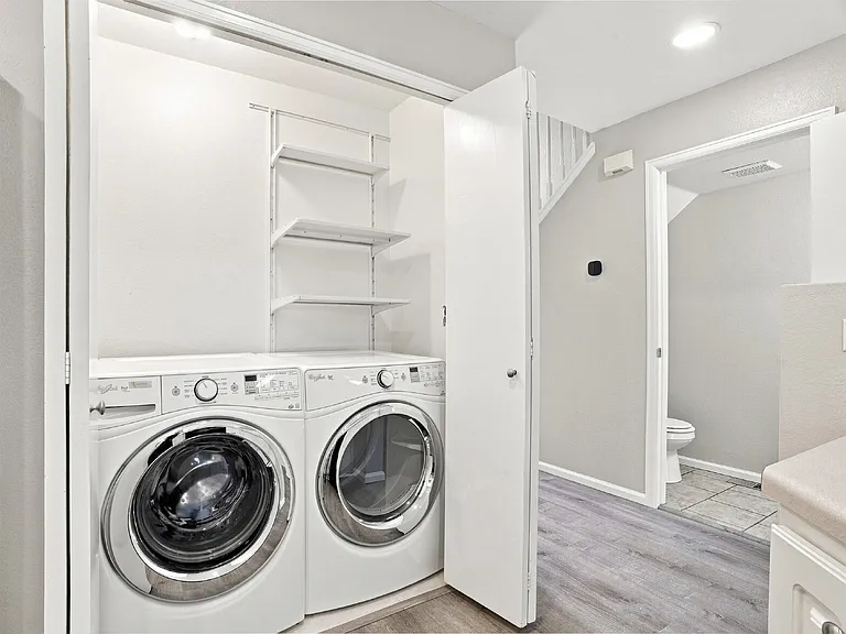 4028 Three Bridges Ct — Photo 17