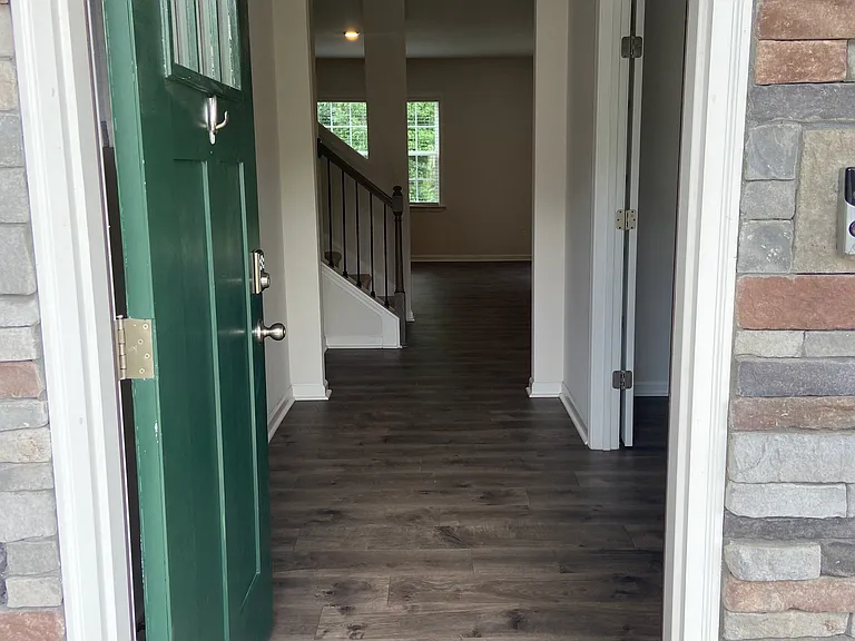 111 David Hill Dr — Photo 5