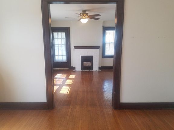 5th image of 1562 W 3rd Ave