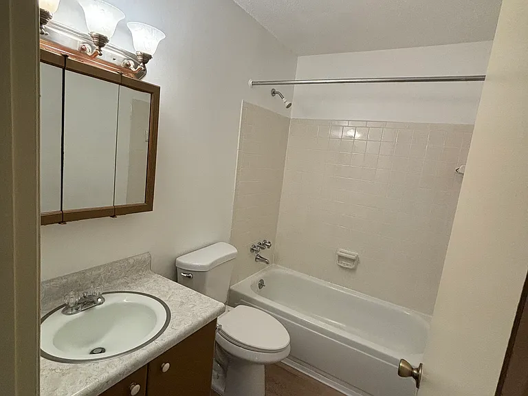 5043 Shoals Ln — Photo 16