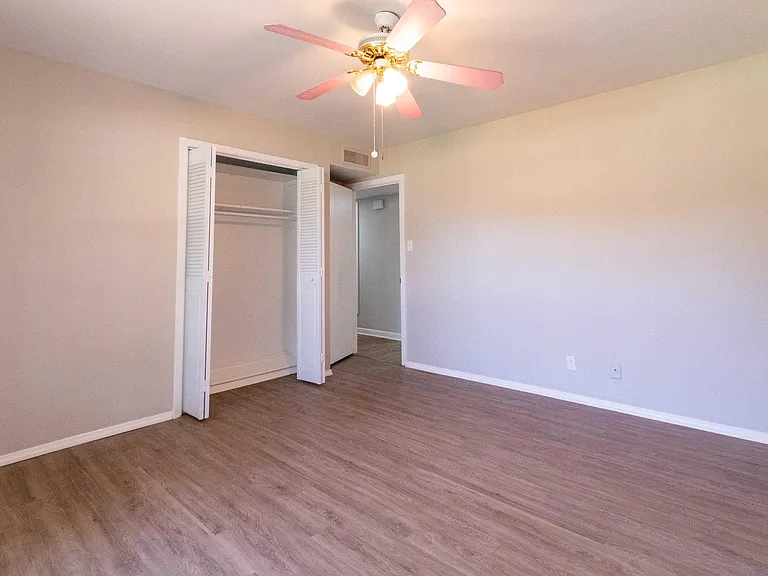 1608 Norman St — Photo 7