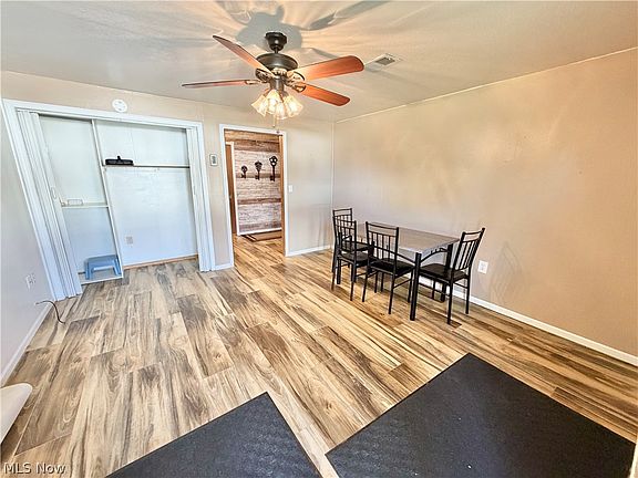 4th image of 41651 Northwood St