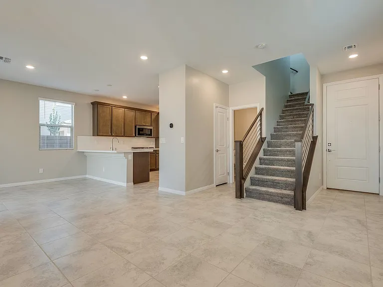 10786 Pastel Sunset Ct — Photo 11