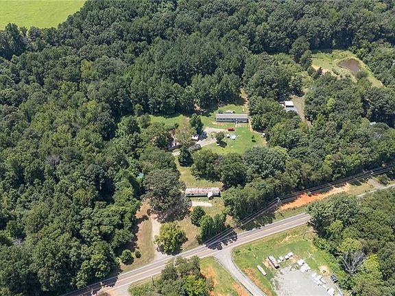 2nd image of 2551 Saxapahaw Bethlehem Church Rd