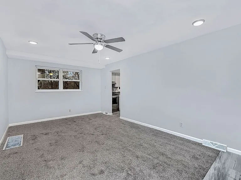 4284 Foley Rd — Photo 17