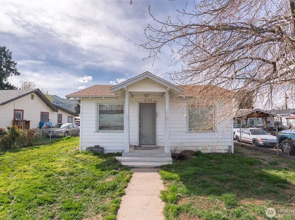 626 Highland Drive, Wenatchee, WA 98801