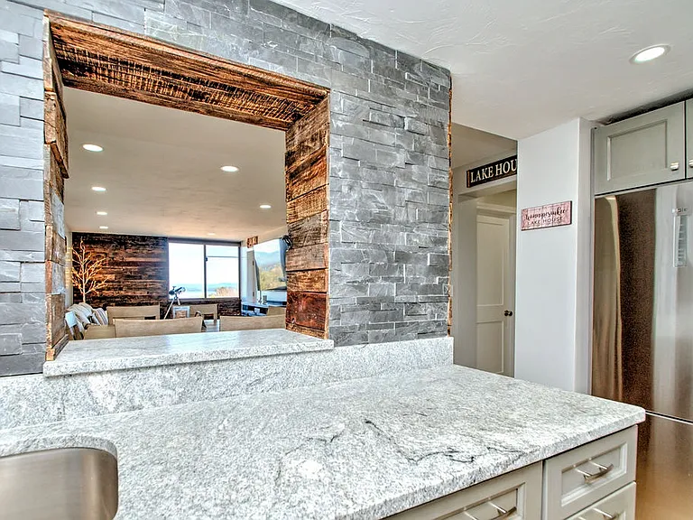 375 Endicott St N #305 — Photo 17