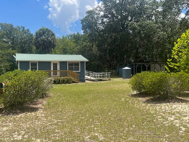 148 Willis Rd — Photo 2