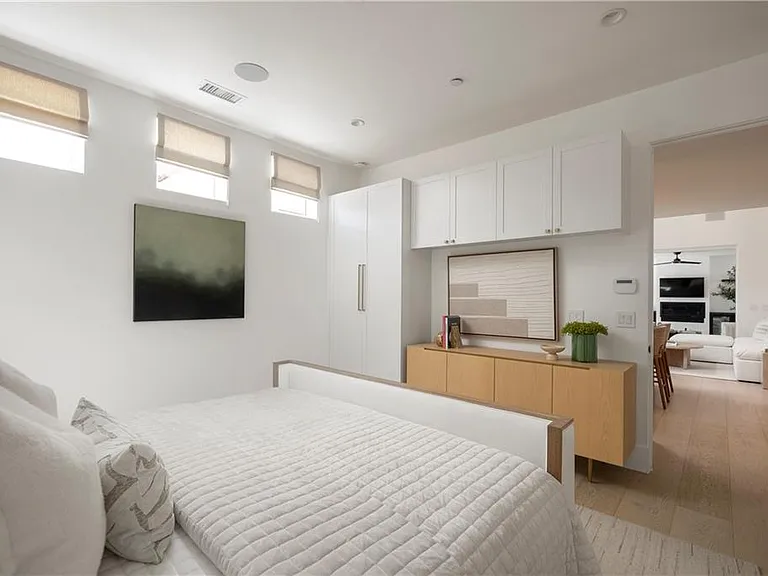 428 1/2 Fernleaf Ave — Photo 40