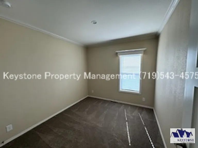 1051 E Platteville Blvd — Photo 30