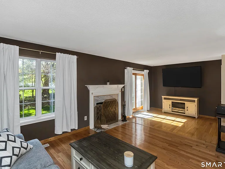 8 Dibble Hollow Ln #8 — Photo 3
