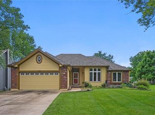 409 SW Cole Younger Dr, Lees Summit, MO 64082