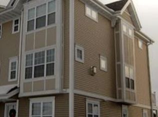 7117 Discovery Ln, Madison, WI 53719