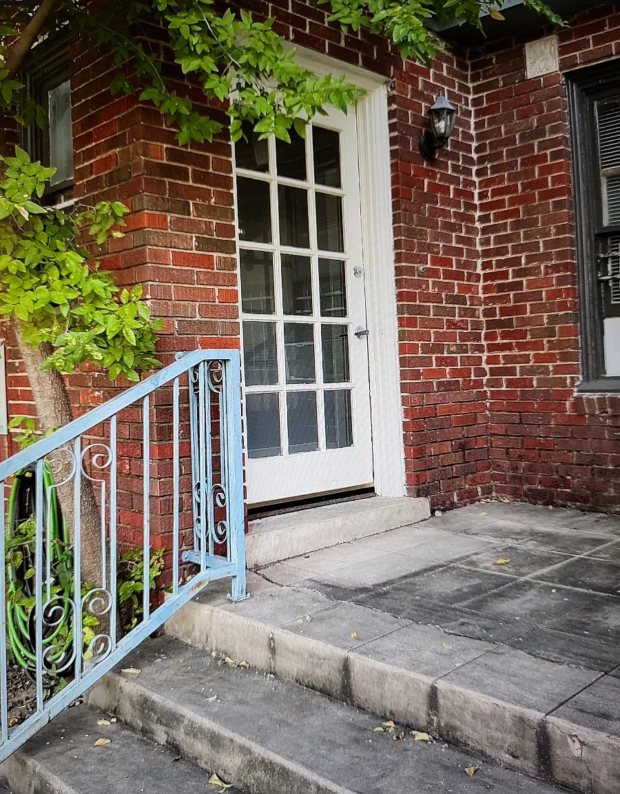 W Huisache Ave, San Antonio — Photo 1