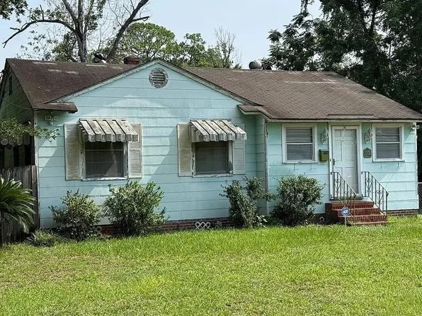 4519 Birkenhead Rd, Jacksonville, FL 32210