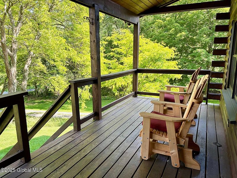 4th image of 33 McKeighan Lane