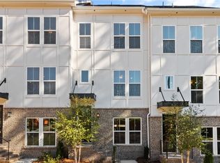 2504 Astaire Ct, Atlanta, GA 30318