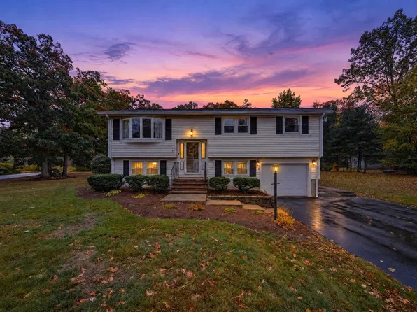 2 Allard Way, Billerica, MA 01821