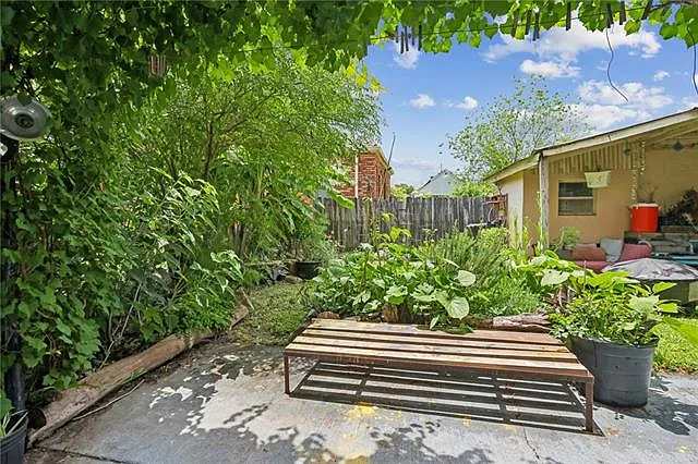 2 bed, 1.0 bath, 1000 sqft, $1,500 — Photo 4