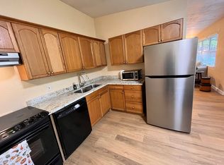 3727 NW 7th Pl, Gainesville, FL 32607