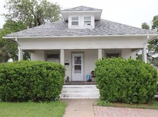 514 W 17th St, Hays, KS 67601
