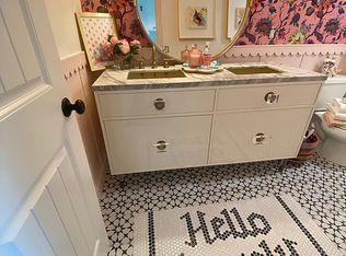 12 Central Ave, Greenville, SC 29601