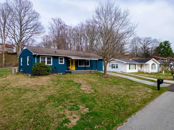 1409 Beth Ann Dr, Flatwoods, KY 41139