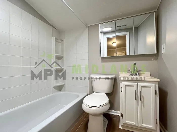610 W Hampton Ave — Photo 6