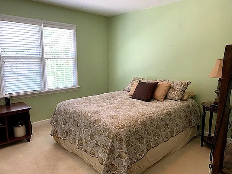 Guest Bedroom 2 - view B