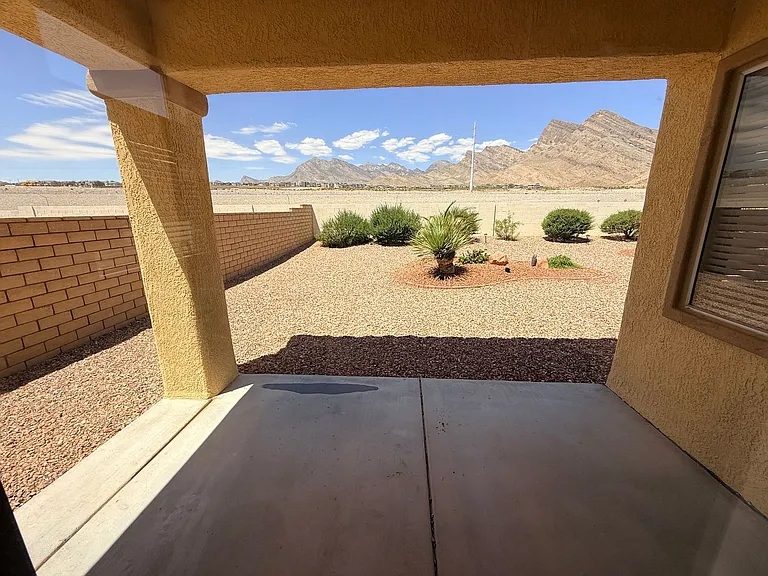 2337 Sun Cliffs St — Photo 20