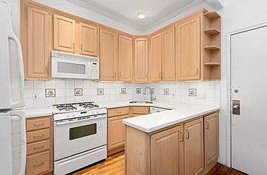 1st image of 8 W 86th St #4B
