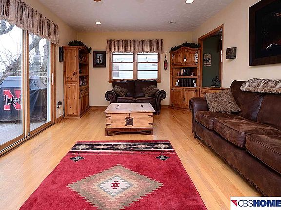 5th image of 502 Lorraine Dr