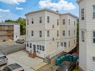 131 Clarendon St, Fitchburg, MA, 01420