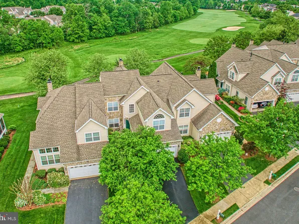 20130 Valhalla Sq, Ashburn, VA 20147