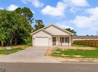 260 Central St, Baxley, GA 31513