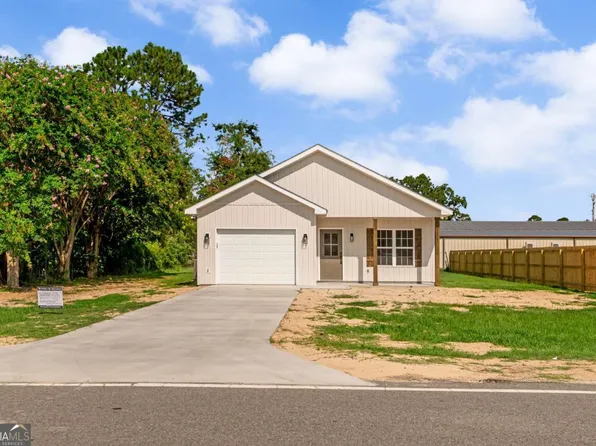 260 Central St, Baxley, GA 31513