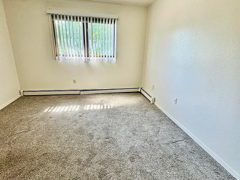11427 Heritage Ct #9 — Photo 28