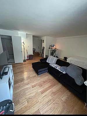 2 Riverside Dr APT 1A, New York, NY 10023 | Zillow